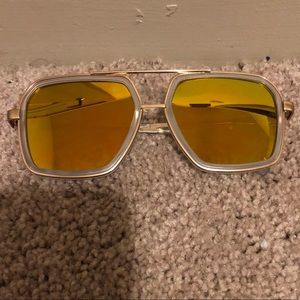 Sunglasses (Mirrored)